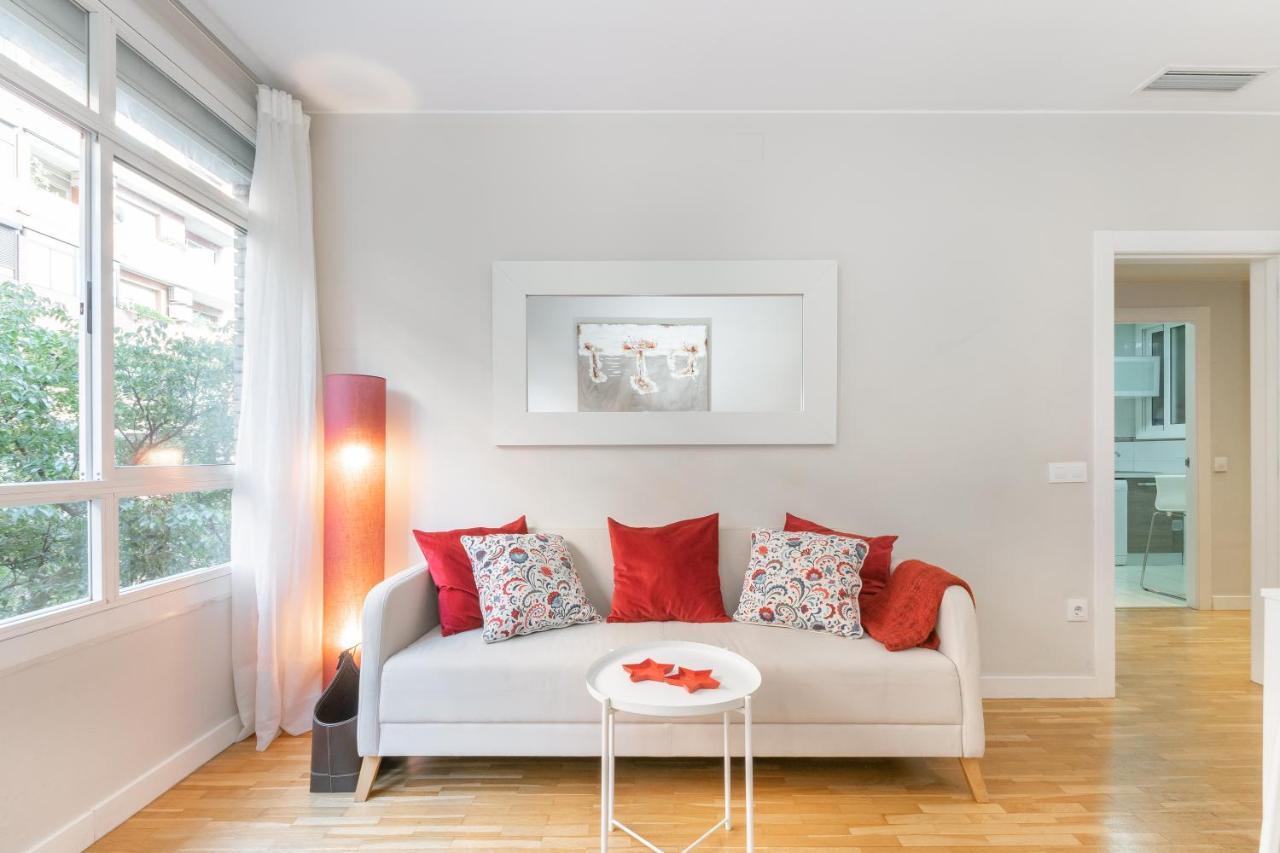 Elegance Barcelona Rentals Екстериор снимка